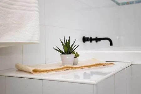 River View Holiday House Sleeps 8 10Min To Cbd Hobart 0*,  Austrálie